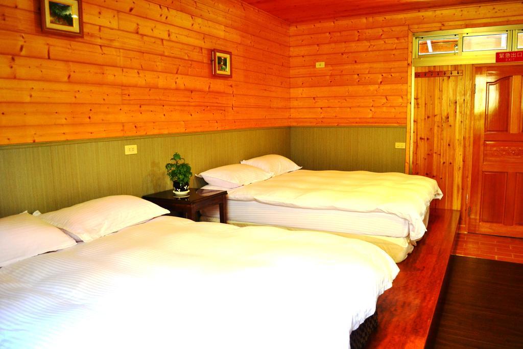 Bed and Breakfast 仲明居zhong Ming Ju Taoyi Fang à Fanlu Extérieur photo